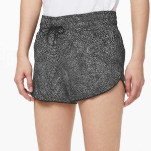 Lululemon Choose A Side Short *Reversible 3"